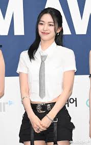 있지 류진 화사한 미소[엑s HD포토] : 네이트 연예