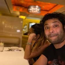 Allison Hooker's Instagram, Twitter & Facebook