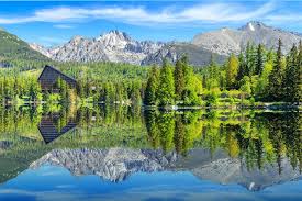 Přečtěte si hodnocení hotelů a vyberte si ten, který vám bude nejlépe vyhovovat. Vysoke A Belianske Tatry S Pesi Turistikou Pohodove Cestovani