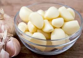 ఖాళీ కడుపుతో పచ్చి వెల్లుల్లి తింటే ఏం జరుగుతుందో తెలుసా