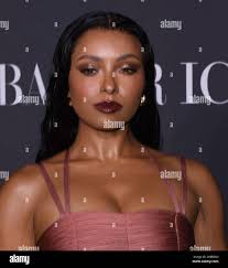 Harpers bazaar harpers hi-res stock photography and images