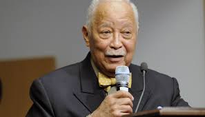 De Blasio praises Dinkins, Vallone for reducing crime