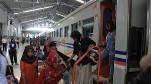 Membayar biaya transportasi kucing dengan kereta api. Ini Aturan Pt Kai Soal Bagasi Di Kereta Api Termasuk Tentang Biaya Tambahan Tribun Jabar