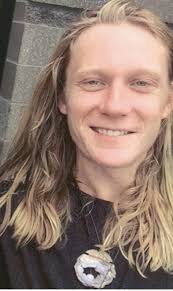 HI- Seth Arnold, 20, Maui, 10 January 2019 Police are asking for the  public's help in locating a 20-year-old man whose last contact with his  family