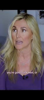 What your body language says to your date. #datingtips #firstdate  #connection