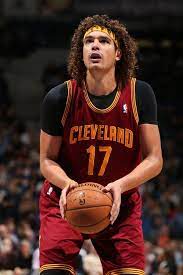 Anderson varejao was born on the 28th of september, 1982. Anderson Varejao Cleveland Cavs Cleveland Cavaliers Kevin Love