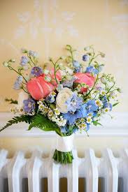 After all, it is important to take into account the combination of the palette, the conformity with the. English Garden Flowers Favorite 2012 Posts Junebug Weddings