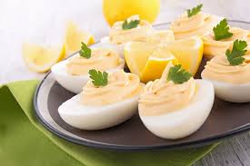 Le zucchine impanate al forno sono un classico e gustoso contorno, che può essere utilizzato per accompagnare al meglio ogni tipo di secondo piatto. Ricetta Uova Sode Con Maionese Non Sprecare