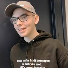 Stream Casper Linder music