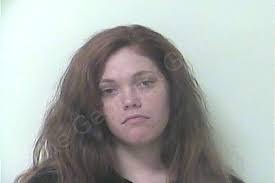 Deanna Casper's Instagram, Twitter & Facebook