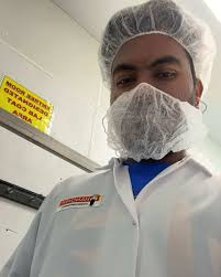 📸 Show Off Your Summer! ✨ Lola Stanton Major: B.S. Business Administration  "This summer I have had the incredible experience of working as a Sales  Intern at the Risk Placement Services office