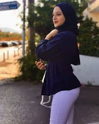 Karena aku sadar, yang cantik aja pasti ga bisa menemanimu hingga tua ☺ #jilbabinstan #jilbab #jilbabsyari #jilbabers #jilbabmurah… gadis itu mulai melirikkan matanya ke arah lain asalkan tidak menatap pria di hadapannya. Media Tweets By Hijabista Zeinab Hijabi Blog Twitter Gaya Hijab Wanita Mode Wanita