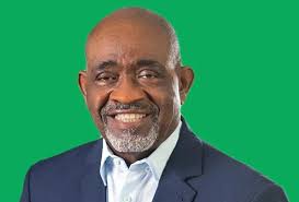 Leonel juramenta en la Fuerza del Pueblo a dirigentes del PRM y del PLD en  España Madrid, España.- El presidente del partido Fuerza del Pueblo (FP),  Leonel Fernández, juramentó en esa organización