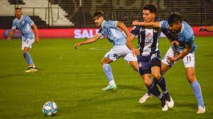 O campeonato argentino, primera división, é a principal competição entre clubes de futebol desse país.entre as temporadas 1990/1991 e 2011/2012, o campeonato era dividido em dois torneios por temporada, o torneo apertura, disputado na primeira parte do ano, e o torneo clausura, disputado na segunda metade, e o campeão de cada um desses torneios era considerado campeão argentino, ou seja. S4ykm B841m7om