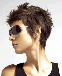 Explore 10 best hairstyles for women over 70. Haircut For Tall Women Haircuts You Ll Be Asking For In 2020