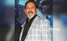 Actor and director, mahesh manjrekar, has been in the entertainment industry for over two decades. Dke69igdylsgzm