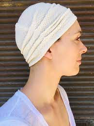 Mélange de coton de qualité. Bonnet Pour Chimiotherapie En Coton Dentelle