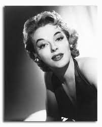 She subsequently took work as a sales clerk, window dresser, and secretary before taking a job as an assistant artist at a department store. Ss2331966 Filmbild Von Jill Adams Promi Fotos Und Poster Bei Starstills Com Kaufen