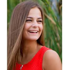 Tras unos 'shots', el cuerpo de Abbey quedó flotando