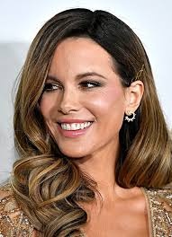 DUBLADORAS DA KATE BECKINSALE