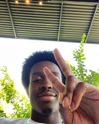 Armani (@fleearmani) • Instagram photos and videos