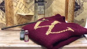 Work one row straight and place a locking marker at both ends to indicate side seam and beg of straight section. Weasley Sweaters Handmade Harry Potter Etsy Apartment Therapy