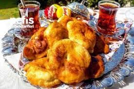 Enfes Puf Puf Balon Pisi Mayali Nefis Yemek Tarifleri Yemek Tarifleri Yemek Gida