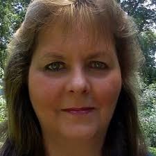 Elaine Agachinski (@ElainAgachinski)