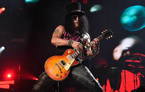 Guns n' roses, often abbreviated as gnr, is an american hard rock band from los angeles, california, formed in 1985.when they signed to geffen records in 1986, the band comprised vocalist axl rose, lead guitarist slash, rhythm guitarist izzy stradlin, bassist duff mckagan, and drummer steven adler.the current lineup consists of rose, slash, mckagan, guitarist richard fortus, drummer frank. Slash Says He Anticipates New Guns N Roses Music In 2021