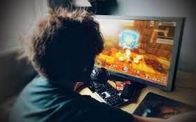 Boys who play video games have lower depression risk | UCL News - UCL – University College London
