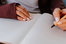 Banyak orang yang masih kesulitan dengan sisitem menjurnal. 3 Contoh Resume Jurnal Yang Baik Dan Benar Lengkap Mamikos Info