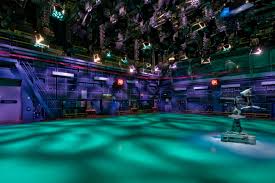 Cat deeley looked flawless in a hot pink versace dress as she strutted into the itv studios in black stilettos on thursday. Itv Comes To White City White City Place