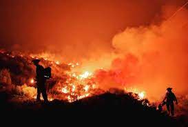 The fire's final size was 25,600 hectares. Okanagan Wildfire Round Up Fires Holding Size While Crews Monitor New Lightning Strike Spots Penticton Western News
