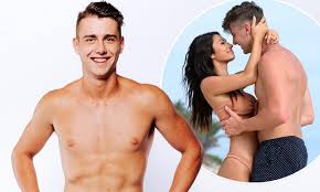 Too Hot To Handles Harry Jowsey hopes to have Hemsworth-level fame |  Daily Mail Online