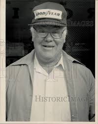 1989 Press Photo World War II Veteran Paul Howcroft of North Adams, MA