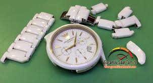 Emporio Armani Ar1453 Seramik Saat Kasasi Ve Kordon Degisimi Garantili Saat Tamiri