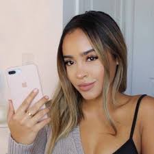 Marina Meier's Instagram, Twitter & Facebook