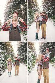 30 Best Poses Family Christmas Pictures Ideas Trends U Need To Know Winter Family Photos Winter Family Pictures Christmas Family Photos