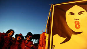 L'8 marzo o lotto marzo? la giornata della donna dai fiori alle marce