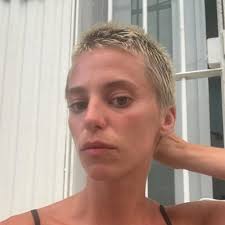 Kære netværk. Jeg har talt om jer i en podcast. Jer og den her dybt…