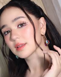 don't mistake my nice with naive” 🎶