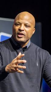 Football Speakers: Score Top Stars for Your Event with WSB