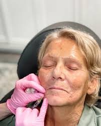 Kyndra Thomas, MSN, APRN (@nofilternp.kyndra) • Fotos y videos de Instagram