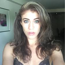 Lauren Klaus's Instagram, Twitter & Facebook