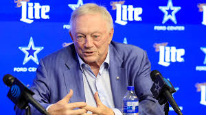 Chủ sở hữu Cowboys Jerry Jones cân nhắc về tranh chấp đấu trường Stars-Mavericks