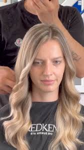 ✨ #balayage #hair #hairstyle #blondehair #extensions #babylights #goldwell  #wella #nürnberg #erlangen #amberg #laufanderpegnitz #schnaittach  #hersbruck #hairlove #extensionlove