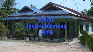 Dimulai dari weekend yang tak terlupakan di rumahnya, hubungan affair pada suatu hari, aku dan istri beserta mertuaku berdatangan ke rumahnya untuk weekend di rumahnya yang memang enak untuk ditinggali. Kakak Iparku Memang Win Full Movie