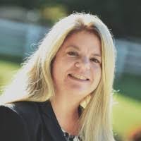 Amanda Zumwalt's Instagram, Twitter & Facebook