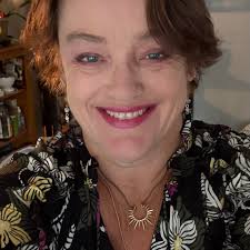 What are some spooky locations to rent in Michigan for overnight stays?