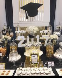 Decora Tu Mesa De Dulces De Graduacion With Images Graduation Party Desserts Graduation Party Decor Dessert Table Graduation Party